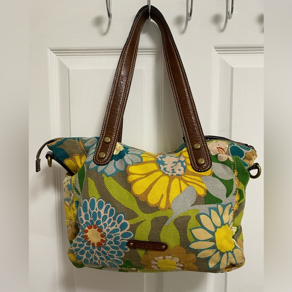 Fossil Vintage Floral  Canvas Tote Bag with Brown Accents - Picture 2 of 7